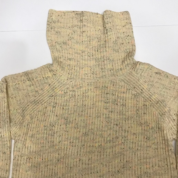 NWT Free People Leo Tunic Sweater in Sassy Peach Combo Small - Picture 9 of 15